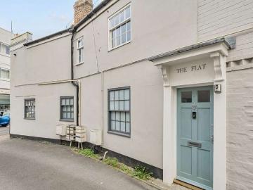 1 Bedroom Apartment Flat