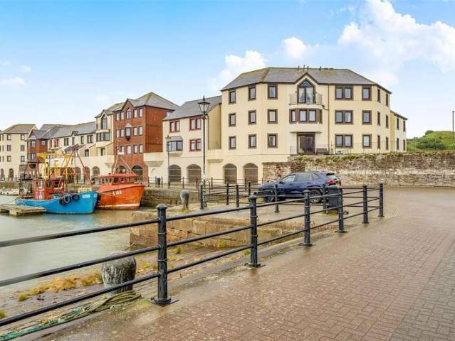 2 Bedroom Apartment Flat