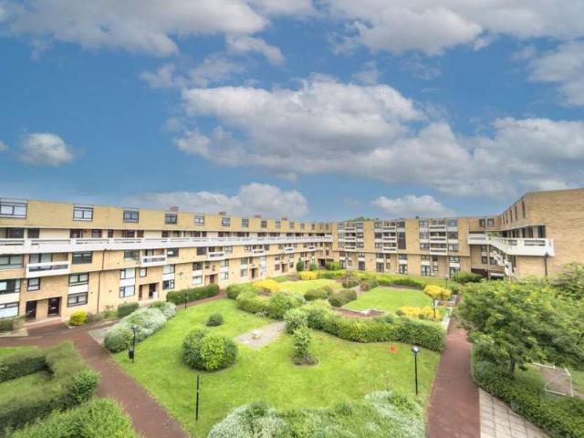 2 Bedroom Apartment Flat