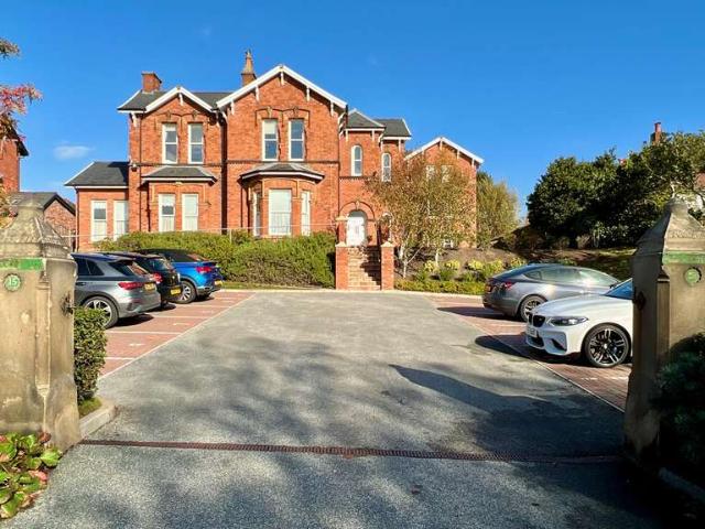 2 Bedroom Apartment Flat