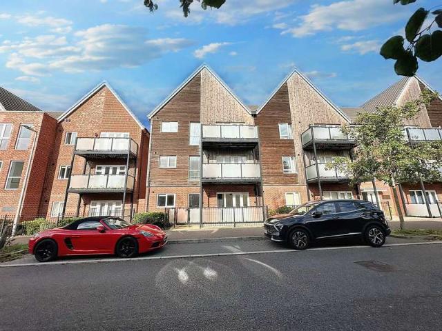 2 Bedroom Apartment Flat