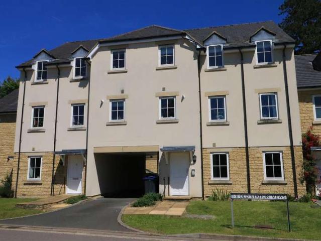 2 Bedroom Apartment Flat