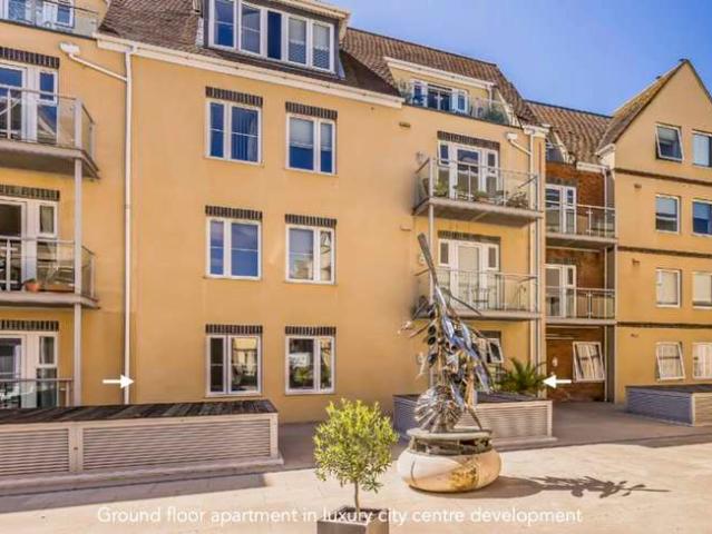 2 Bedroom Apartment Flat