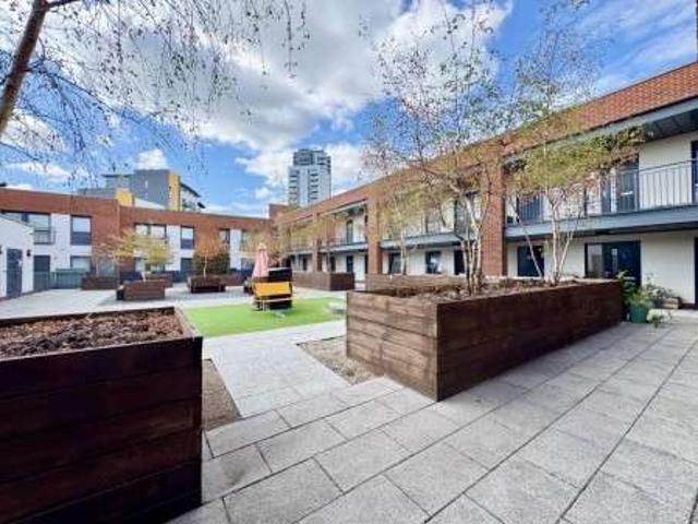 2 Bedroom Flat