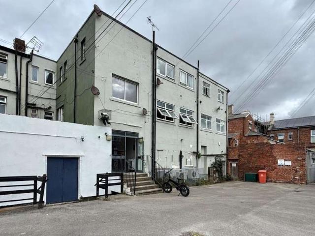 2 Bedroom Apartment Flat