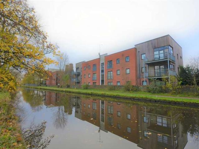 2 Bedroom Apartment Flat