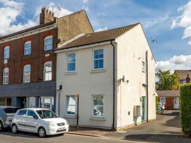 2 Bedroom Apartment Flat