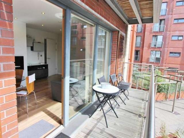 2 Bedroom Apartment Flat