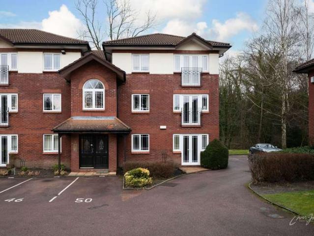 2 Bedroom Apartment Flat