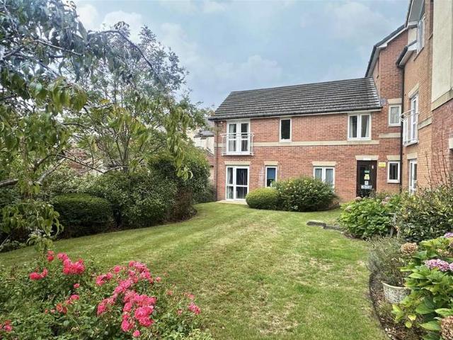 2 Bedroom Apartment Flat