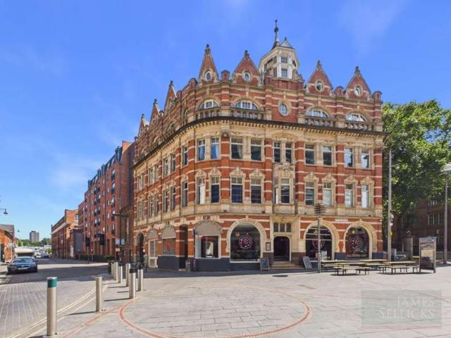 2 Bedroom Apartment Flat
