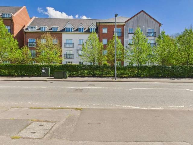 2 Bedroom Apartment Flat