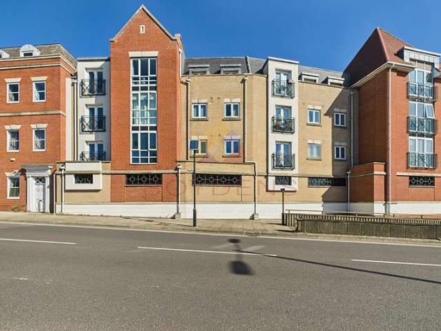 2 Bedroom Apartment Flat