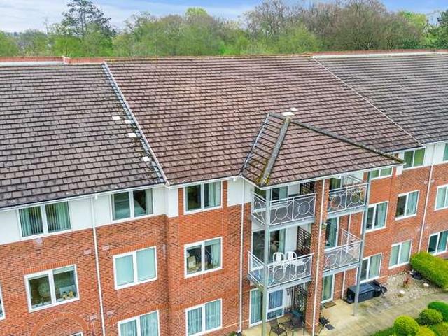 2 Bedroom Apartment Flat
