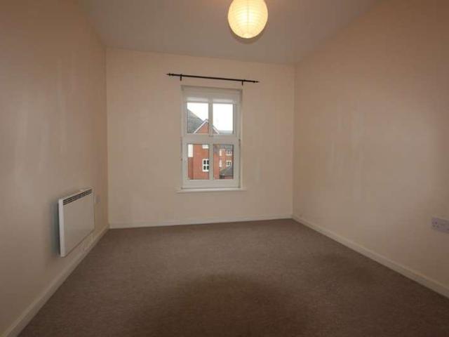 2 Bedroom Apartment Flat