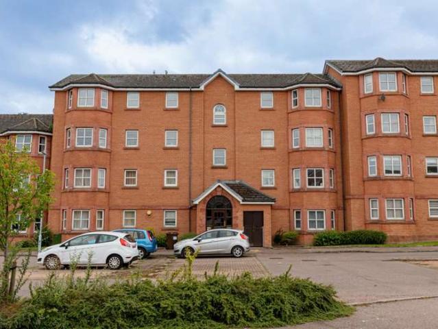 2 Bedroom Apartment Flat