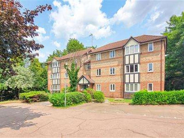 2 Bedroom Apartment Flat
