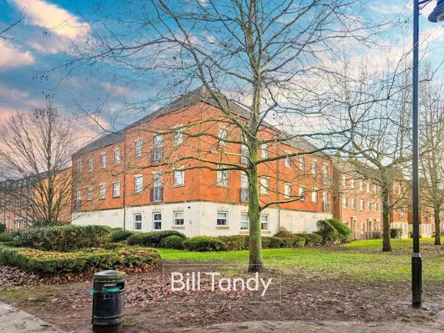 2 Bedroom Apartment Flat