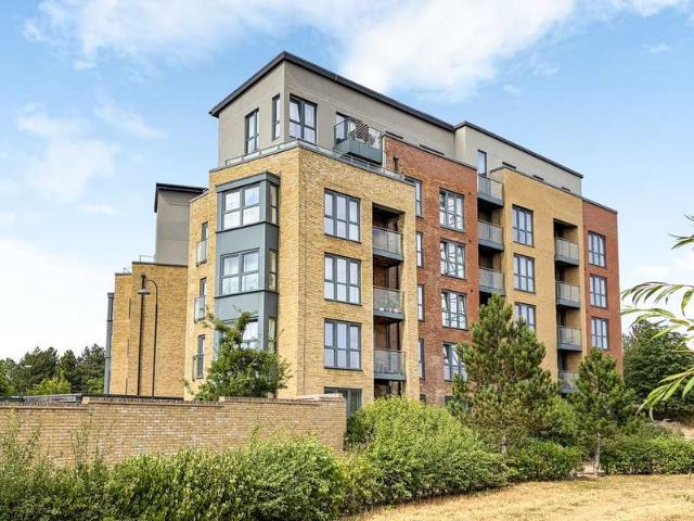 2 Bedroom Apartment Flat