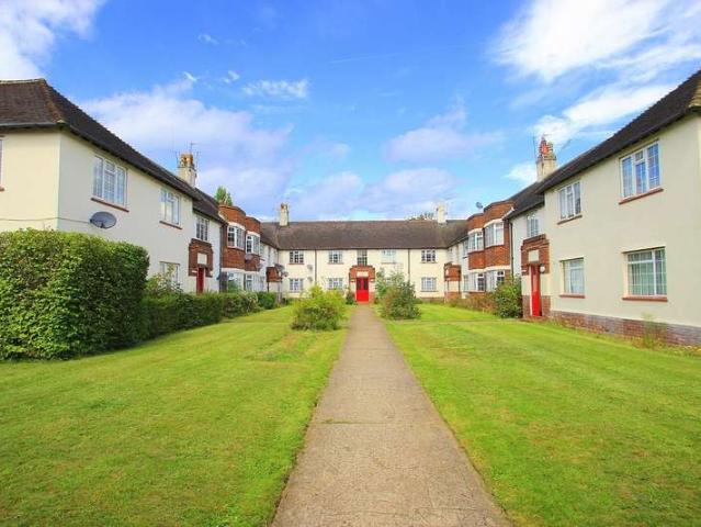 2 Bedroom Apartment Flat