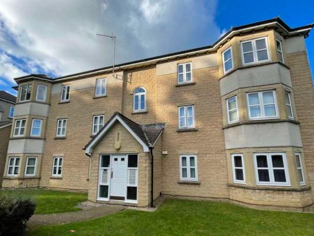 2 Bedroom Apartment Flat