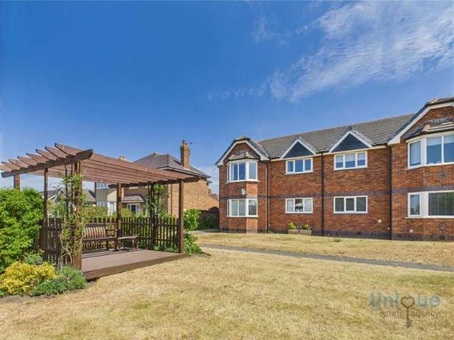 2 Bedroom Apartment Flat