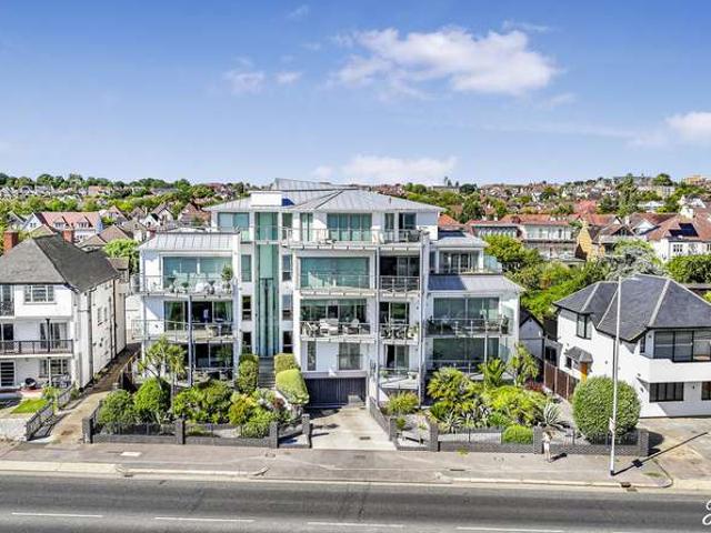 2 Bedroom Apartment Flat