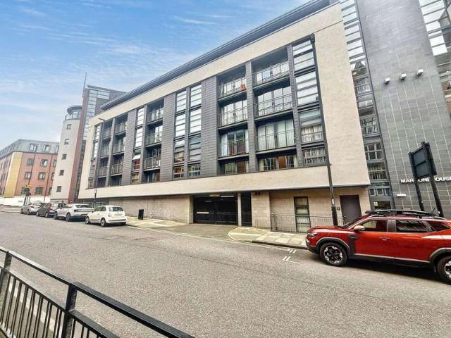 2 Bedroom Apartment Flat