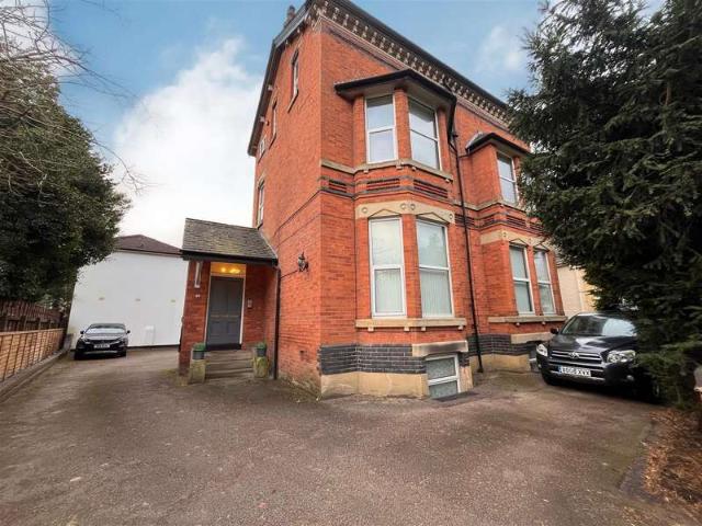 2 Bedroom Apartment Flat