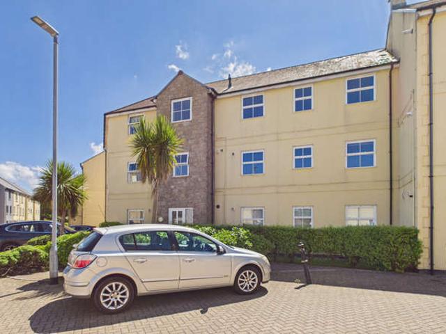 2 Bedroom Apartment Flat