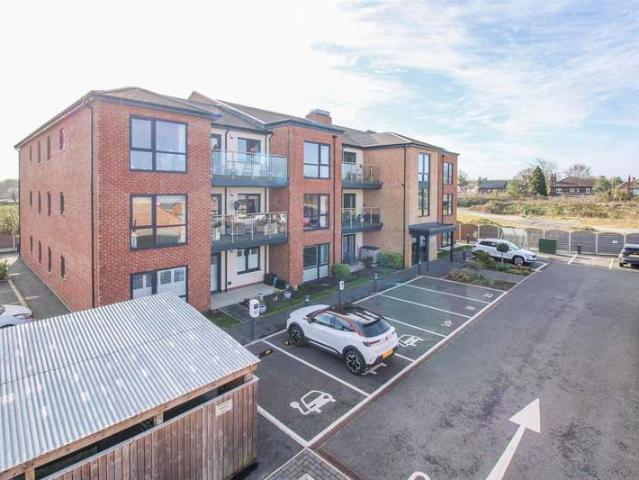 2 Bedroom Apartment Flat