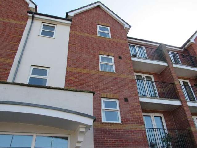2 Bedroom Apartment Flat