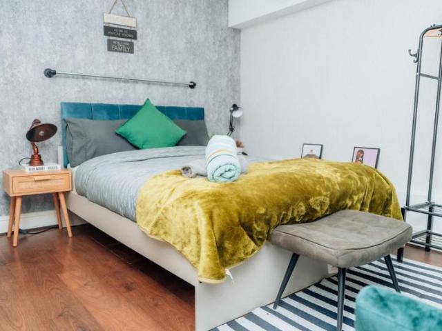 2 Bedroom Apartment Flat 5 192 Brick Lane