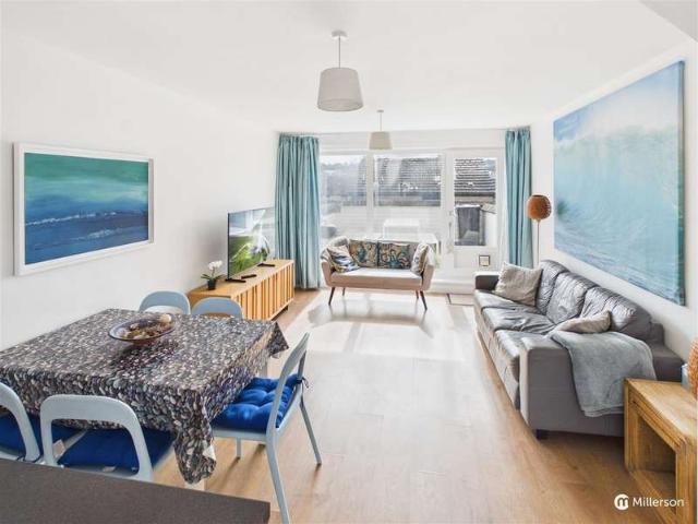 2 Bedroom Apartment Flat