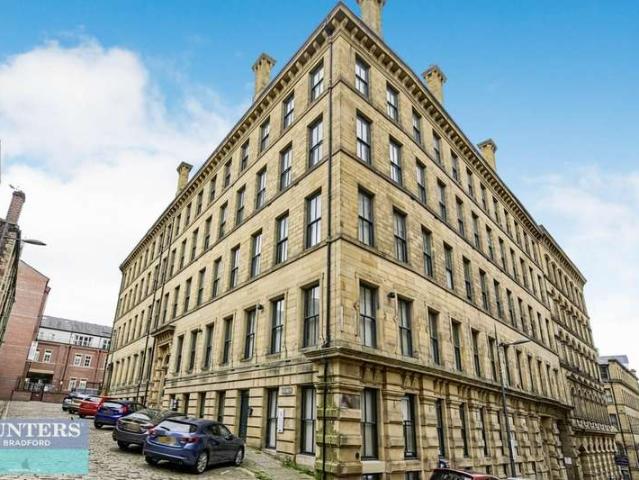 2 Bedroom Apartment Flat