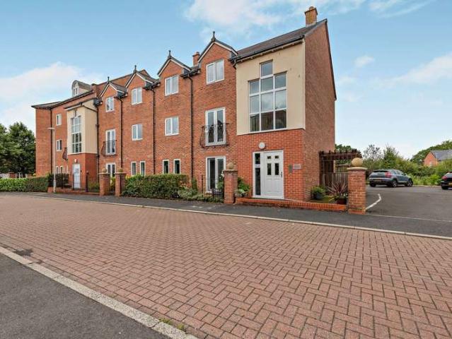 2 Bedroom Apartment Flat