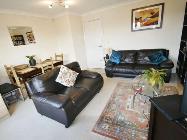 2 Bedroom Apartment Flat