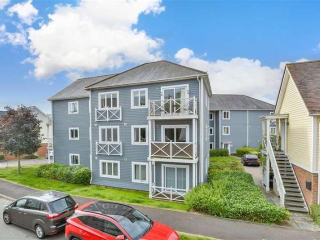 2 Bedroom Apartment Flat