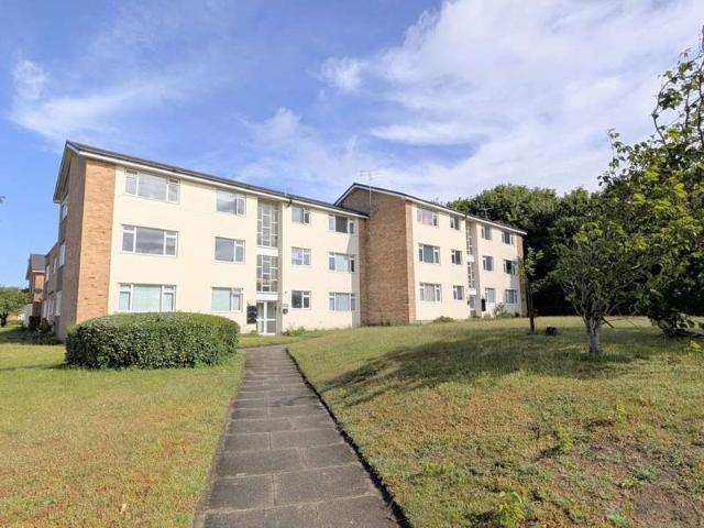 2 Bedroom Apartment Flat