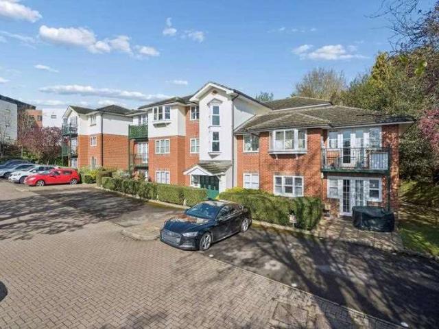 2 Bedroom Apartment Flat