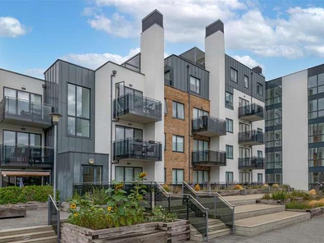 2 Bedroom Apartment Flat
