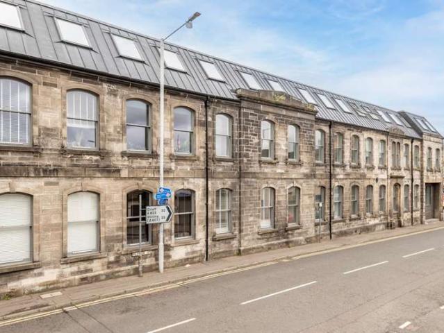 2 Bedroom Apartment Flat