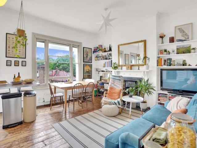 2 Bedroom Apartment Flat