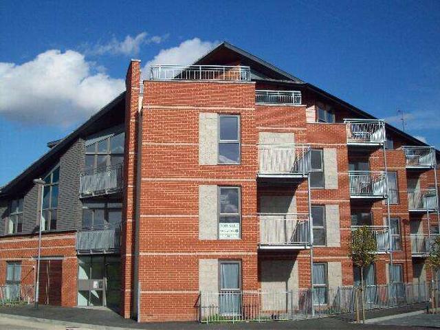 2 Bedroom Apartment Flat