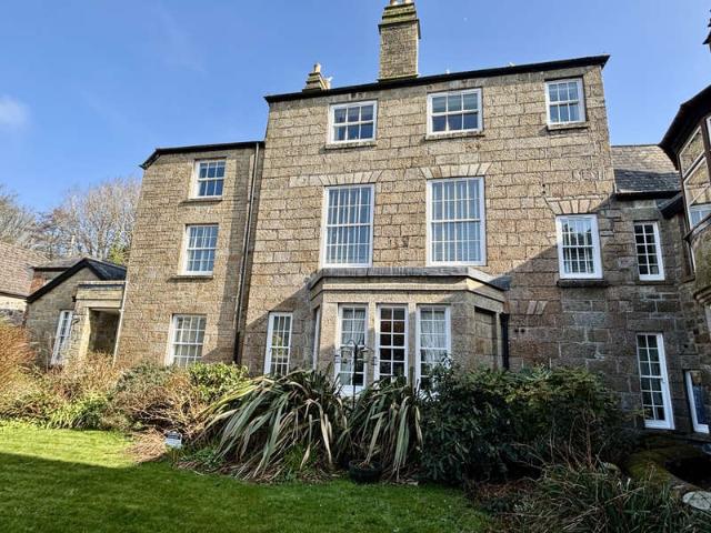 2 Bedroom Apartment Flat