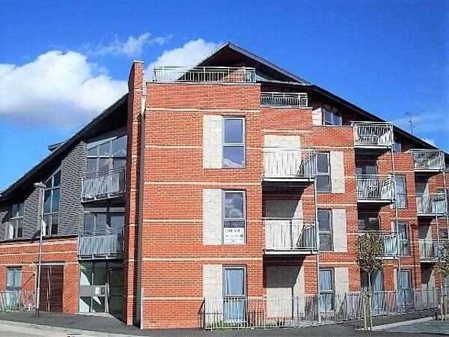 2 Bedroom Apartment Flat