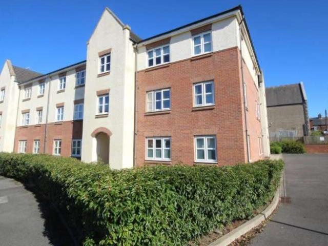 2 Bedroom Apartment Flat