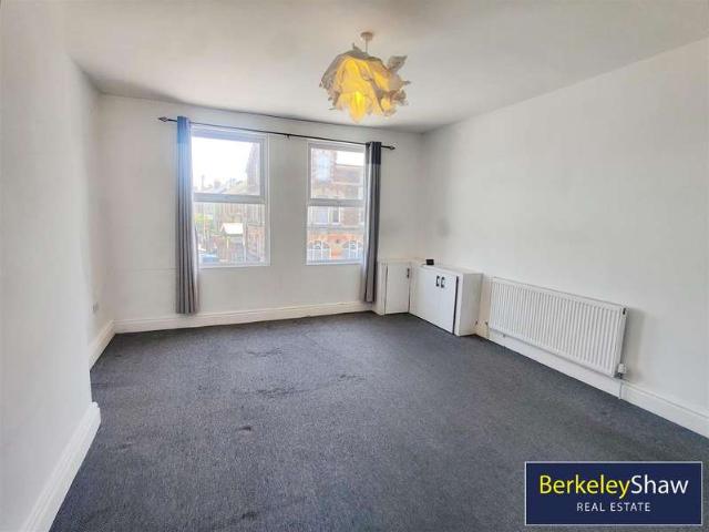 2 Bedroom Apartment Flat