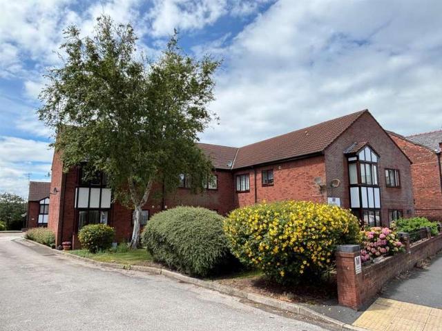 2 Bedroom Apartment Flat