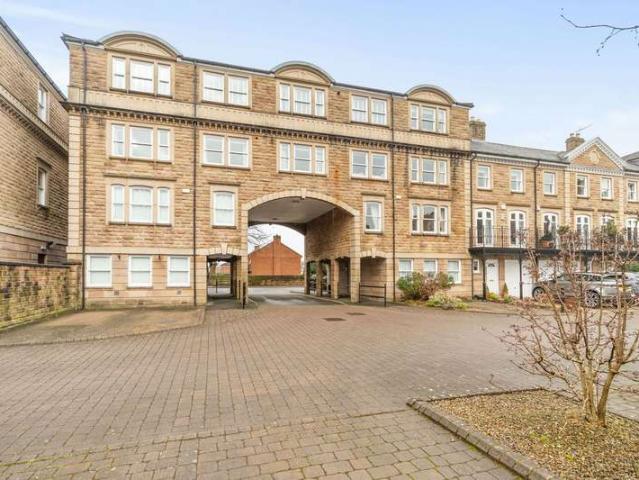 2 Bedroom Apartment Flat